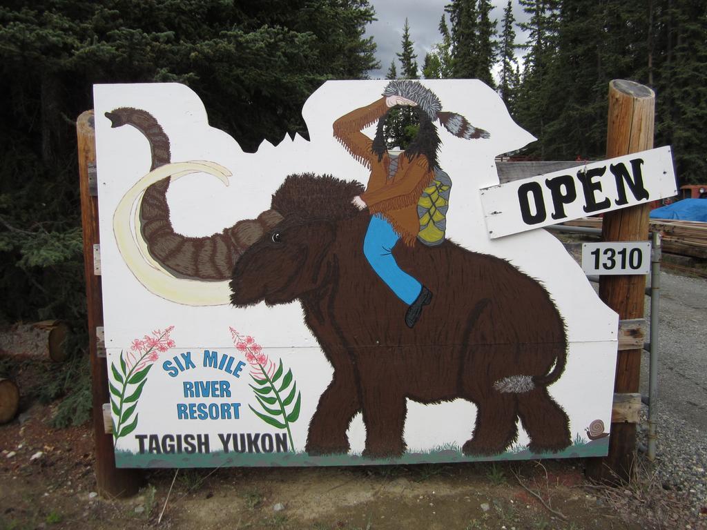 Six Mile River Resort Tagish Dış mekan fotoğraf