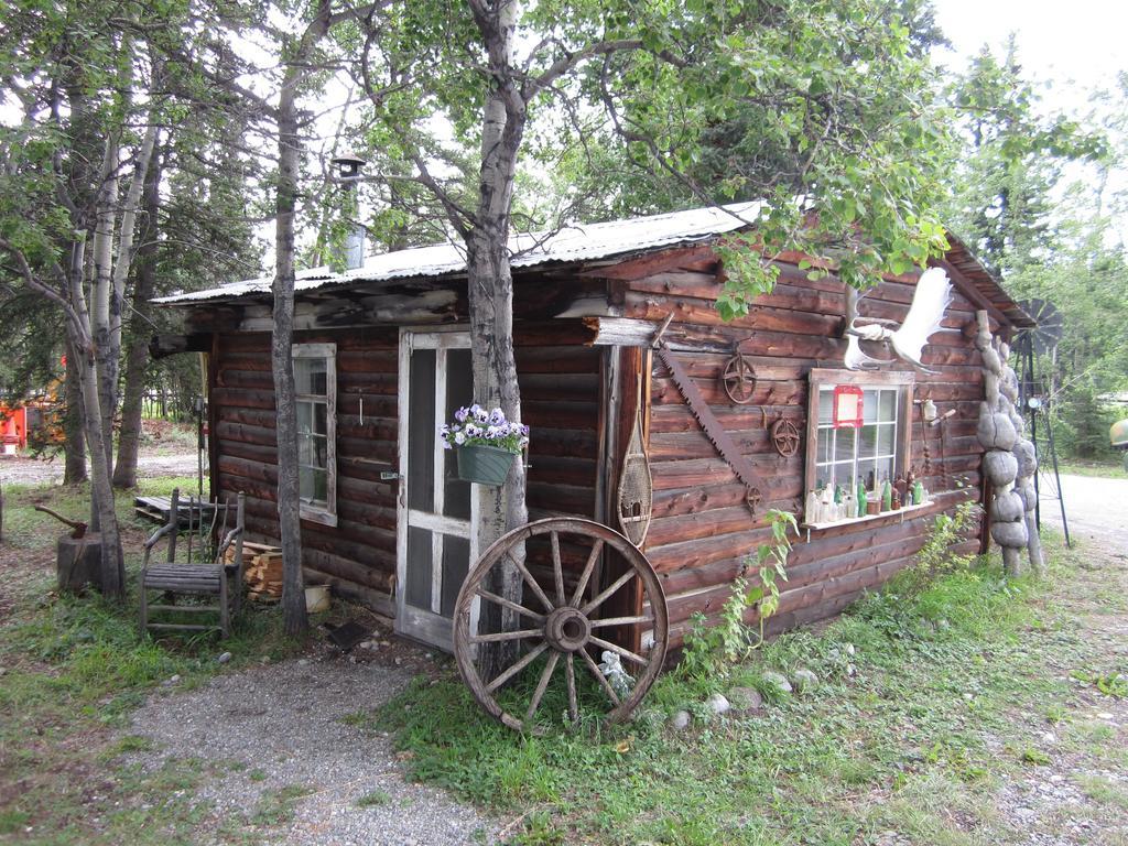 Six Mile River Resort Tagish Dış mekan fotoğraf