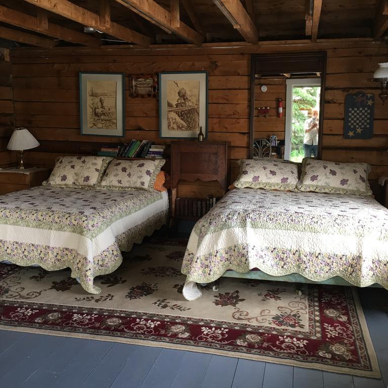 Six Mile River Resort Tagish Dış mekan fotoğraf